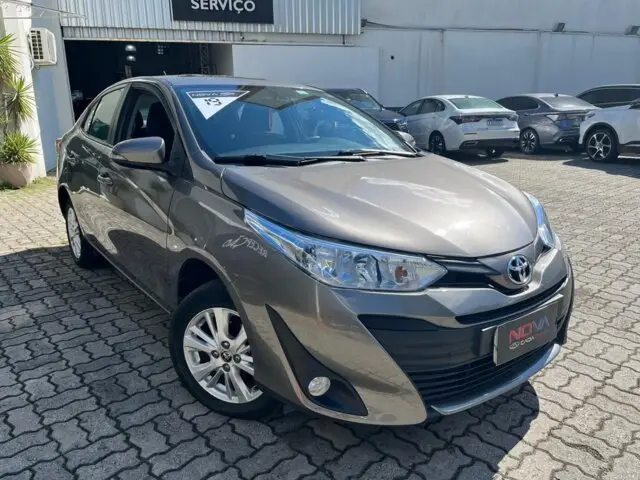 Toyota Yaris Sedan 1.5 XL Plus Tech CVT (Flex)