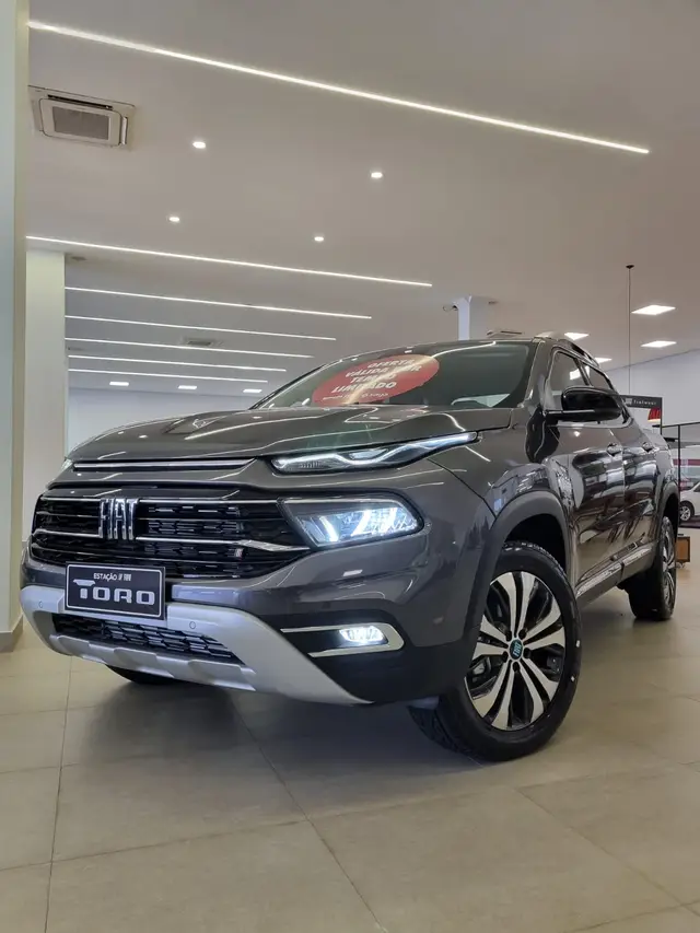 Carro Fiat Toro 2023 Volcano 2.0 TDI 4x4 (Aut)