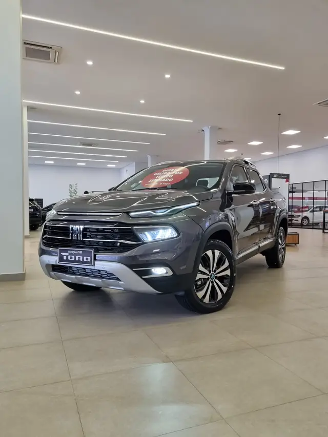 Carro Fiat Toro 2023 Volcano 2.0 TDI 4x4 (Aut)