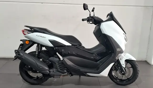 Carro Yamaha NMax 2022 160