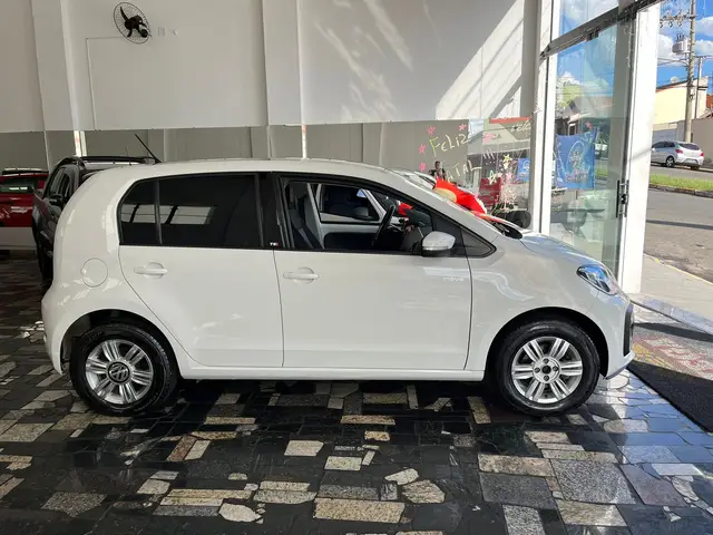 Carro Volkswagen Up! 2018 1.0 12v E-Flex move up!