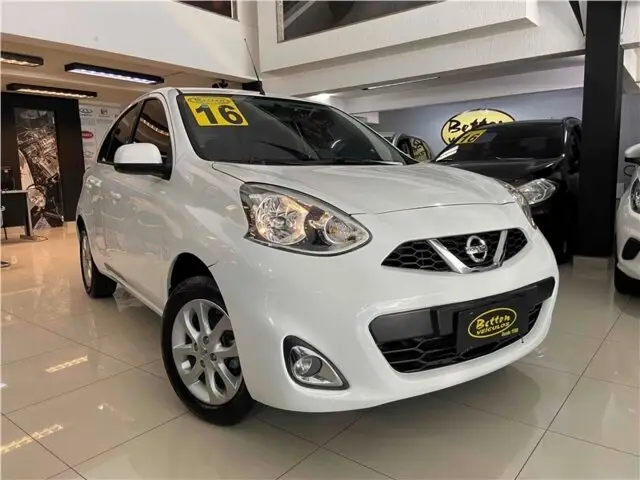 Nissan March 1.0 12V SV (Flex)