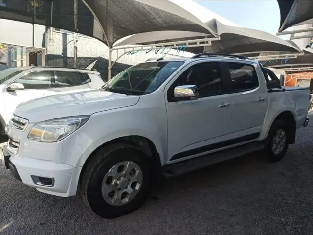 Chevrolet S10 Cabine Dupla S10 LTZ 2.4 4x2 (Cab Dupla) (Flex)