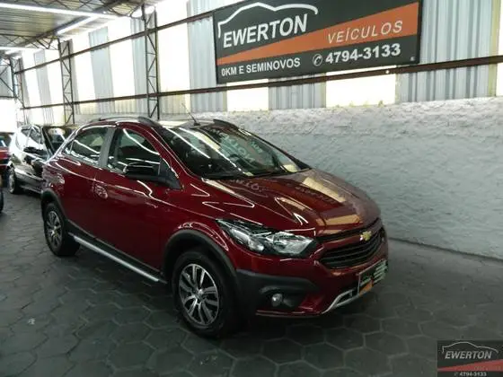 Chevrolet Onix 1.4 Activ SPE/4 (Aut)