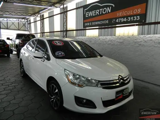 Citroën C4 Lounge Tendance 1.6 THP