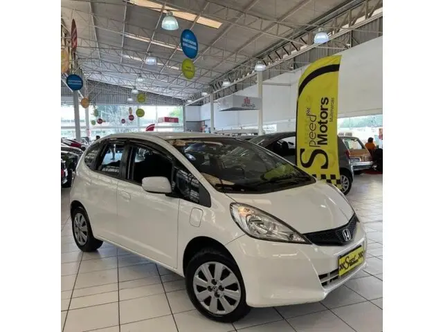 Carro Honda Fit 2014 DX 1.4 (Flex)