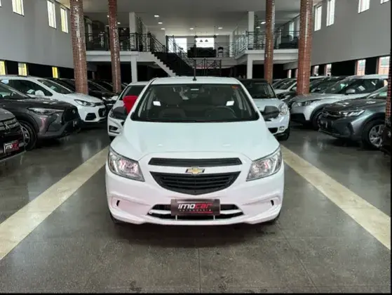 Carro Chevrolet Onix 2016 1.0 LS SPE/4