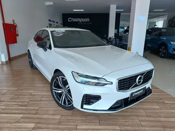 Carro Volvo S60 2020 2.0 T8 R-Design Hybrid (Aut)