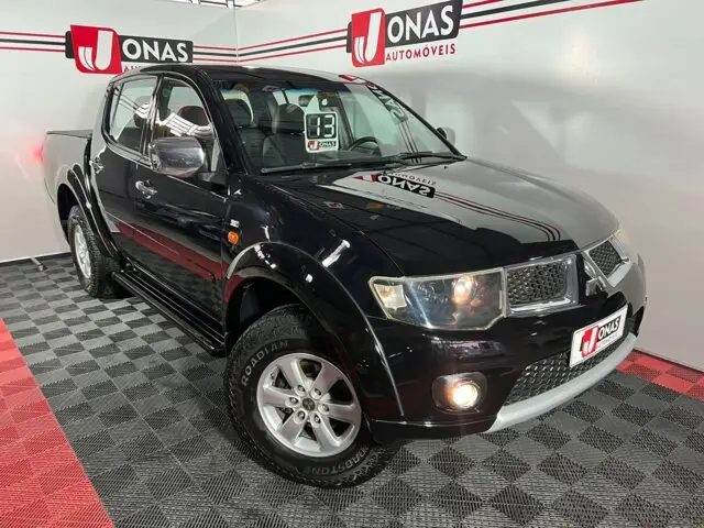 Carro Mitsubishi L200 Triton Sport 2013 3.2 DI-D 4x4 (Aut)