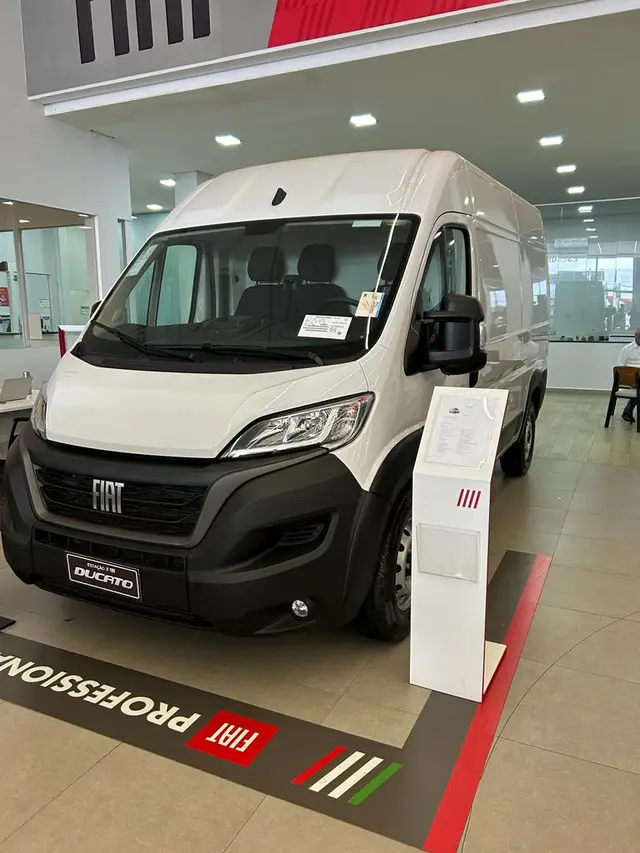 Carro Fiat Ducato 2024 MaxiCargo 2.2