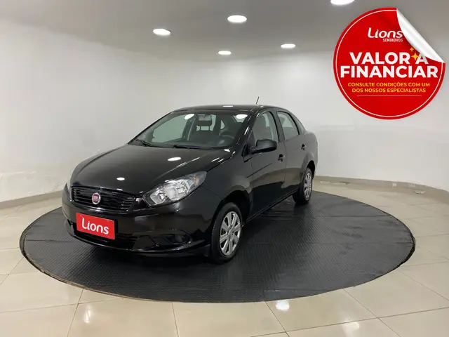 Carro Fiat Grand Siena 2021 Attractive 1.0 (Flex)