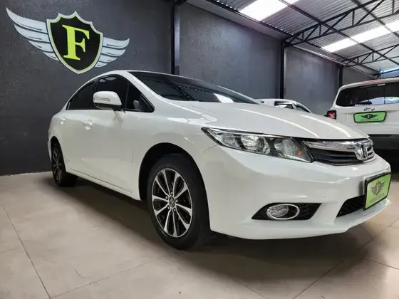 Carro Honda Civic 2014 New  LXR 2.0 i-VTEC (Aut) (Flex)