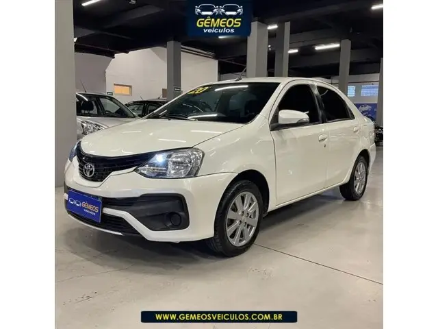 Toyota Etios Sedan X Plus 1.5 (Aut) (Flex)