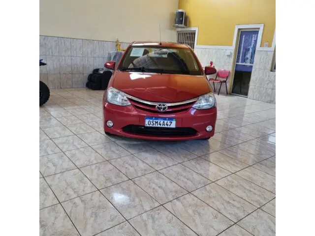 Carro Toyota Etios Sedan 2014 XLS 1.5 (Flex)