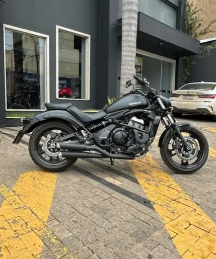 Carro Kawasaki Vulcan 2021 S 650