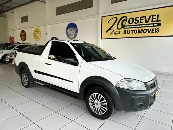 Carro Fiat Strada 2018 Hard Working 1.4 (Flex) (Cabine Simples)