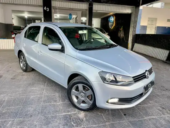 Carro Volkswagen Voyage 2016 1.6 VHT Trendline (Flex)
