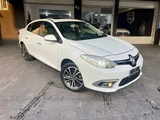 Carro Renault Fluence 2016 2.0 16V Privilege X-Tronic (Flex)