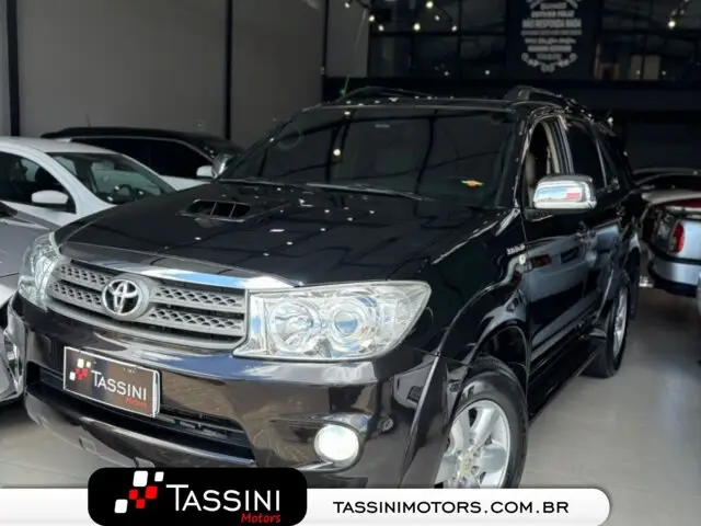 Carro Toyota Hilux SW4 2009 SRV 4x4 3.0 Turbo  (aut)