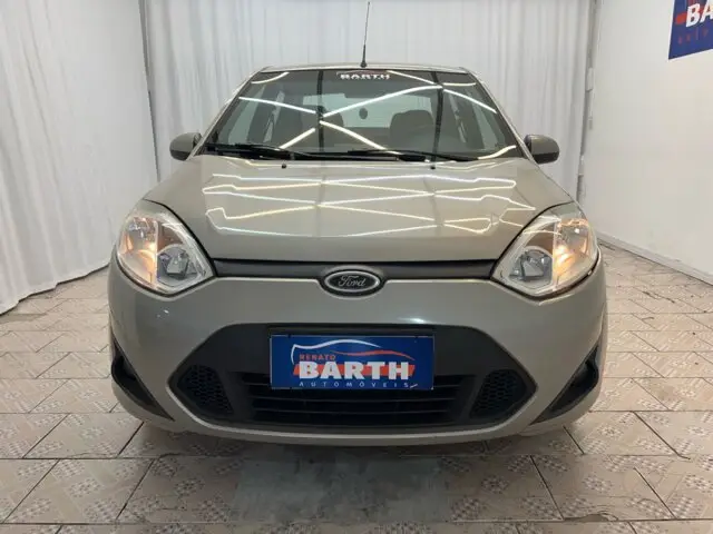 Ford Fiesta Sedan SE Plus 1.6 RoCam (Flex)