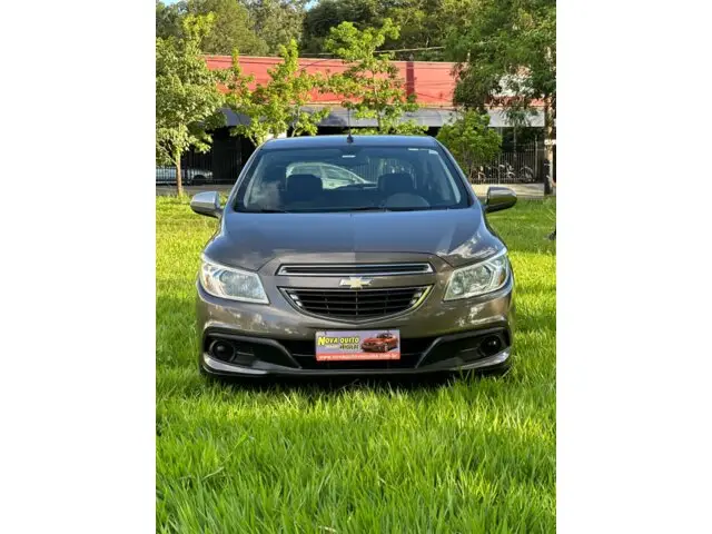 Carro Chevrolet Onix 2014 1.0 LT SPE/4