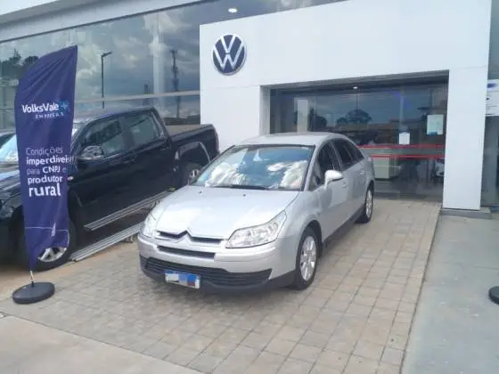 Citroën C4 Pallas GLX 2.0 16V (flex) (aut)