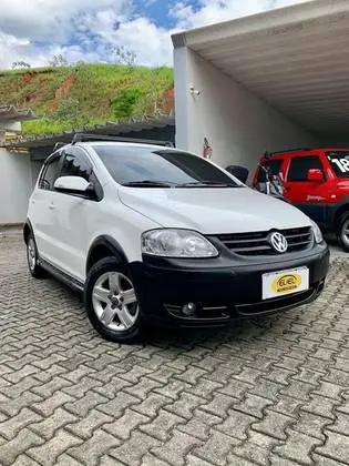 Carro Volkswagen Fox 2010 Sunrise 1.0 8V (Flex)