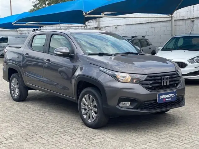 Carro Fiat Strada 2021 Freedom 1.4 CD (Flex)