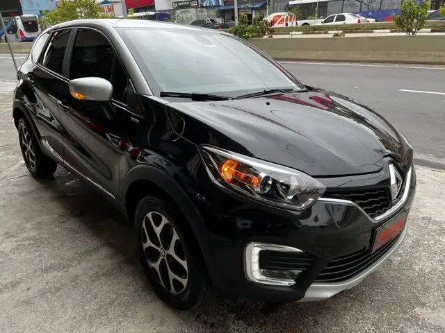 Carro Renault Captur 2020 BOSE 1.6 16v SCe CVT (Flex)