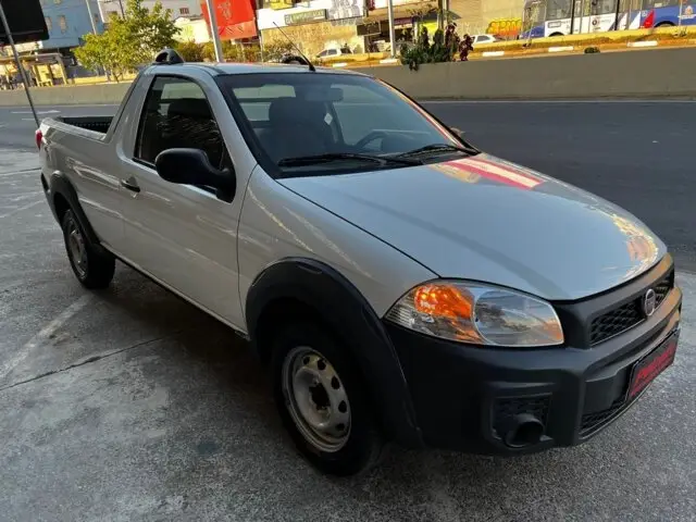 Carro Fiat Strada 2020 Hard Working 1.4 (Flex) (Cabine Simples)