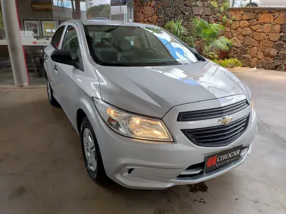 Carro Chevrolet Onix 2016 1.0 LS SPE/4