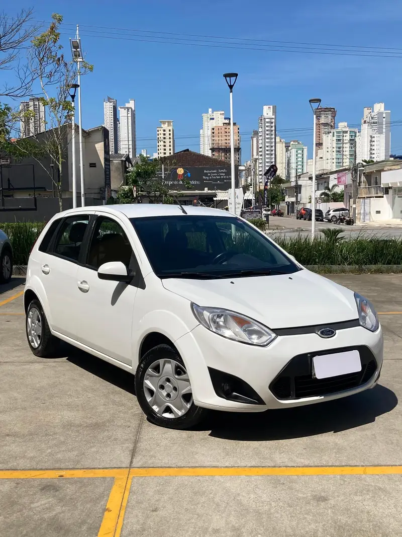 Ford Fiesta Hatch SE Rocam 1.6 (Flex)
