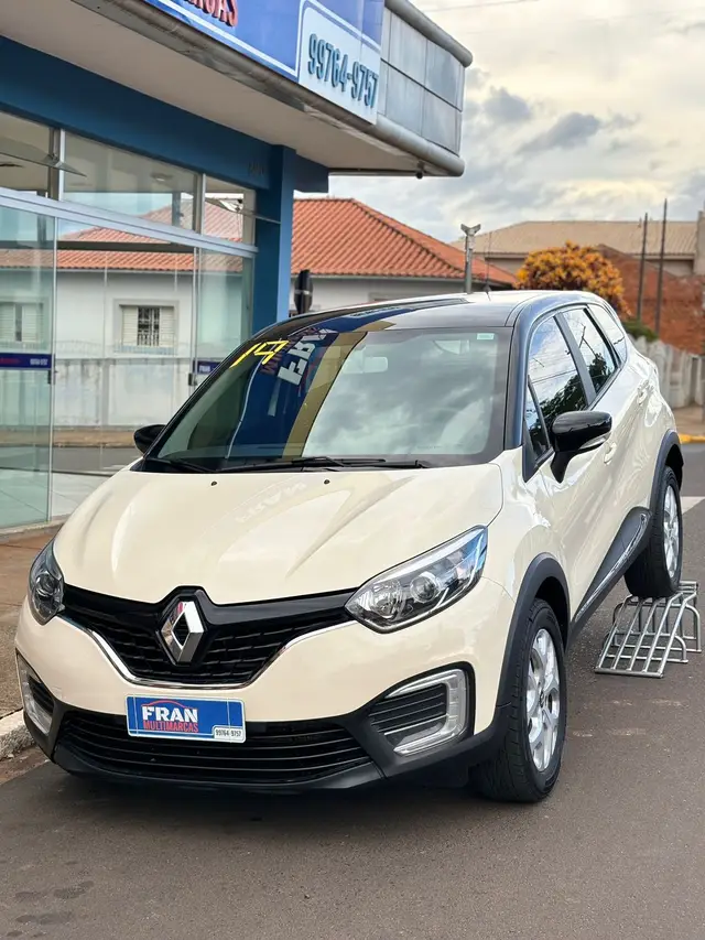 Carro Renault Captur 2019 Life 1.6 16v SCe CVT (Flex)