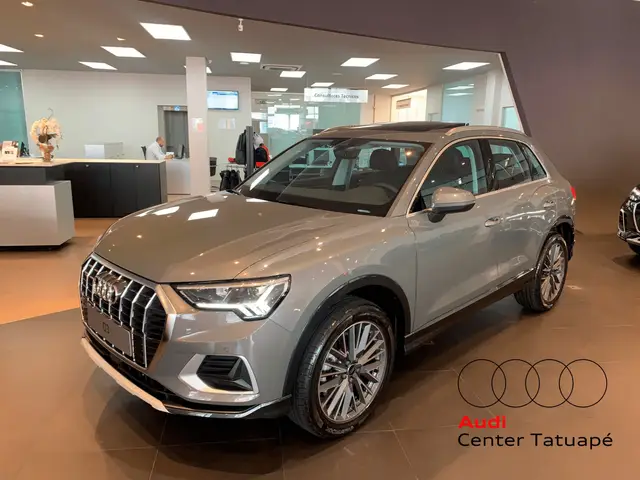 Carro Audi Q3 2023 Performance 2.0