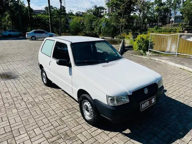Carro Fiat Uno 2013 Way 1.4 8V (Flex) 4p