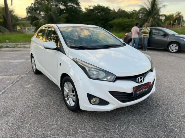 Carro Hyundai HB20S 2015 1.0 Comfort Style (Flex)