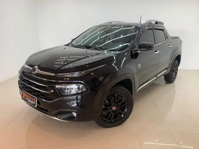Carro Fiat Toro 2017 Volcano 2.0 diesel AT9 4x4