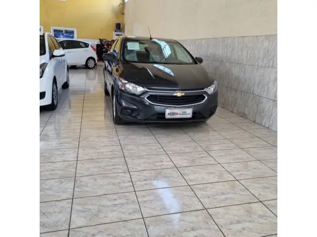 Chevrolet Onix 1.0 LT SPE/4