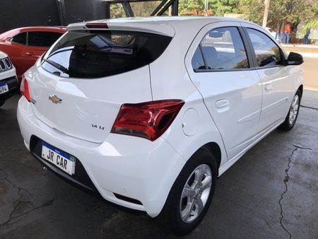 Onix 1.4 LT SPE/4