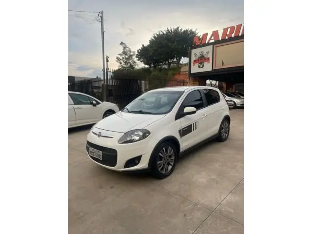Carro Fiat Palio 2015 Sporting 1.6 16V (Flex)