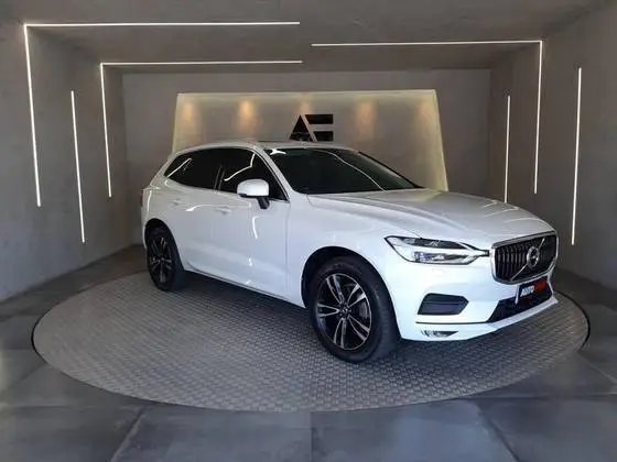 Carro Volvo XC60 Momentum 2019 XC60 2.0 D5 Momentum AWD