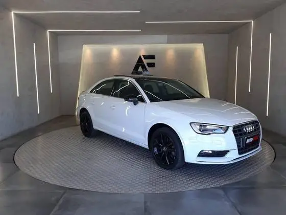 Carro Audi A3 2016 2.0 TFSI Ambition S Tronic