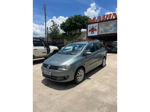 Carro Volkswagen SpaceFox 2011 Sportline 1.6 8V (Flex)