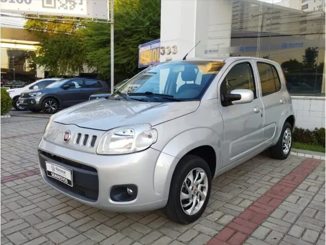 Fiat Uno Vivace 1.0 8V (Flex) 2p