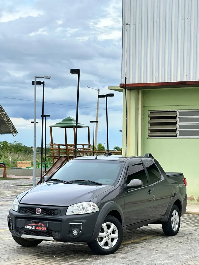 Carro Fiat Strada 2020 Freedom 1.4 CD (Flex)