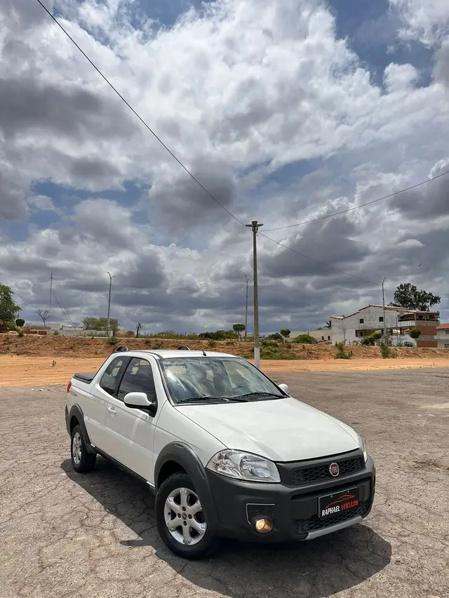 Carro Fiat Strada 2020 Freedom 1.4 CD (Flex)