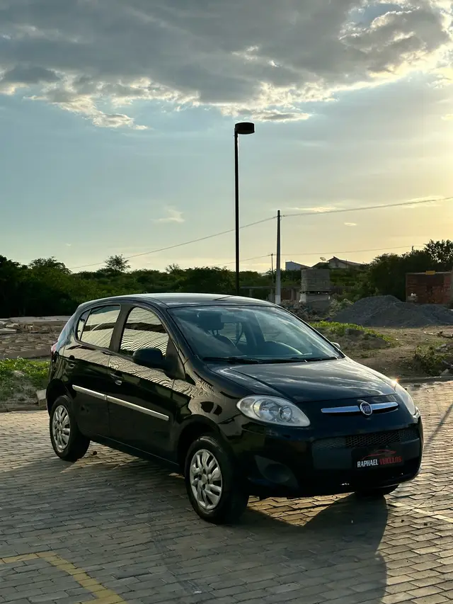 Carro Fiat Palio 2017 Attractive 1.0 Evo (Flex)