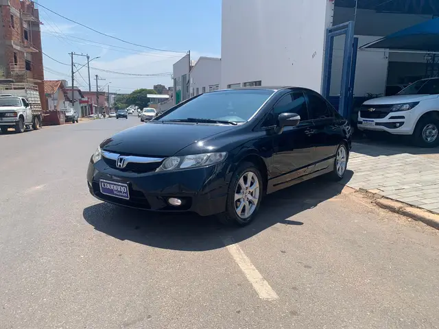 Carro Honda Civic 2008 Sedan LXS 1.8