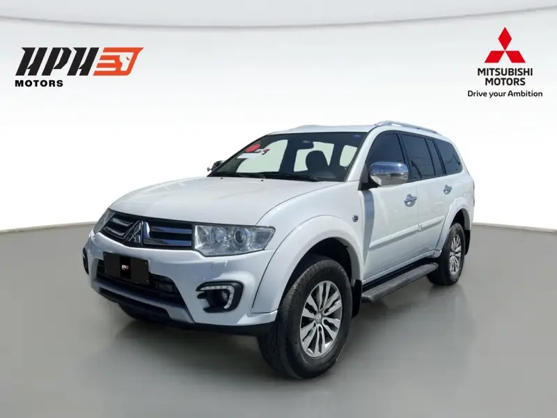 Mitsubishi Pajero 3.2 DI-D HPE 4WD (Aut)