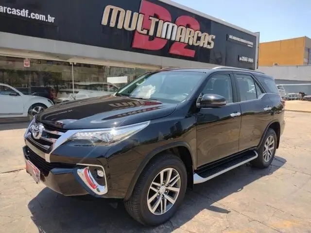 Carro Toyota Hilux Cabine Dupla 2019 Hilux 2.8 TDI CD SRX 50th 4x4 (Aut)
